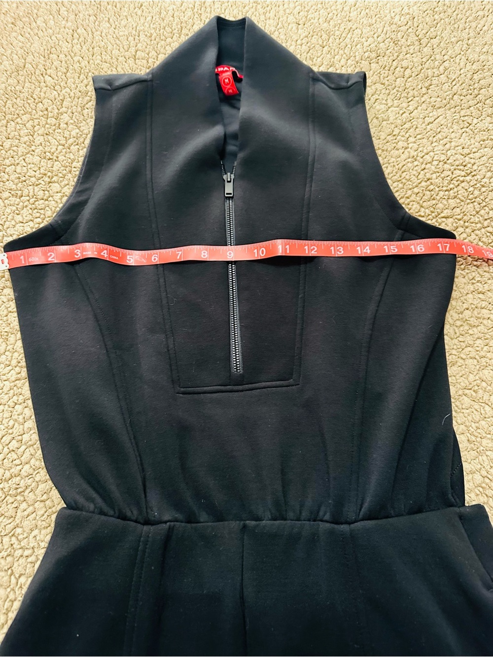 SPANX AirEssentials®
Shawl Collar Half Zip Jumpsuit (wore it once) - Picture 5 of 7